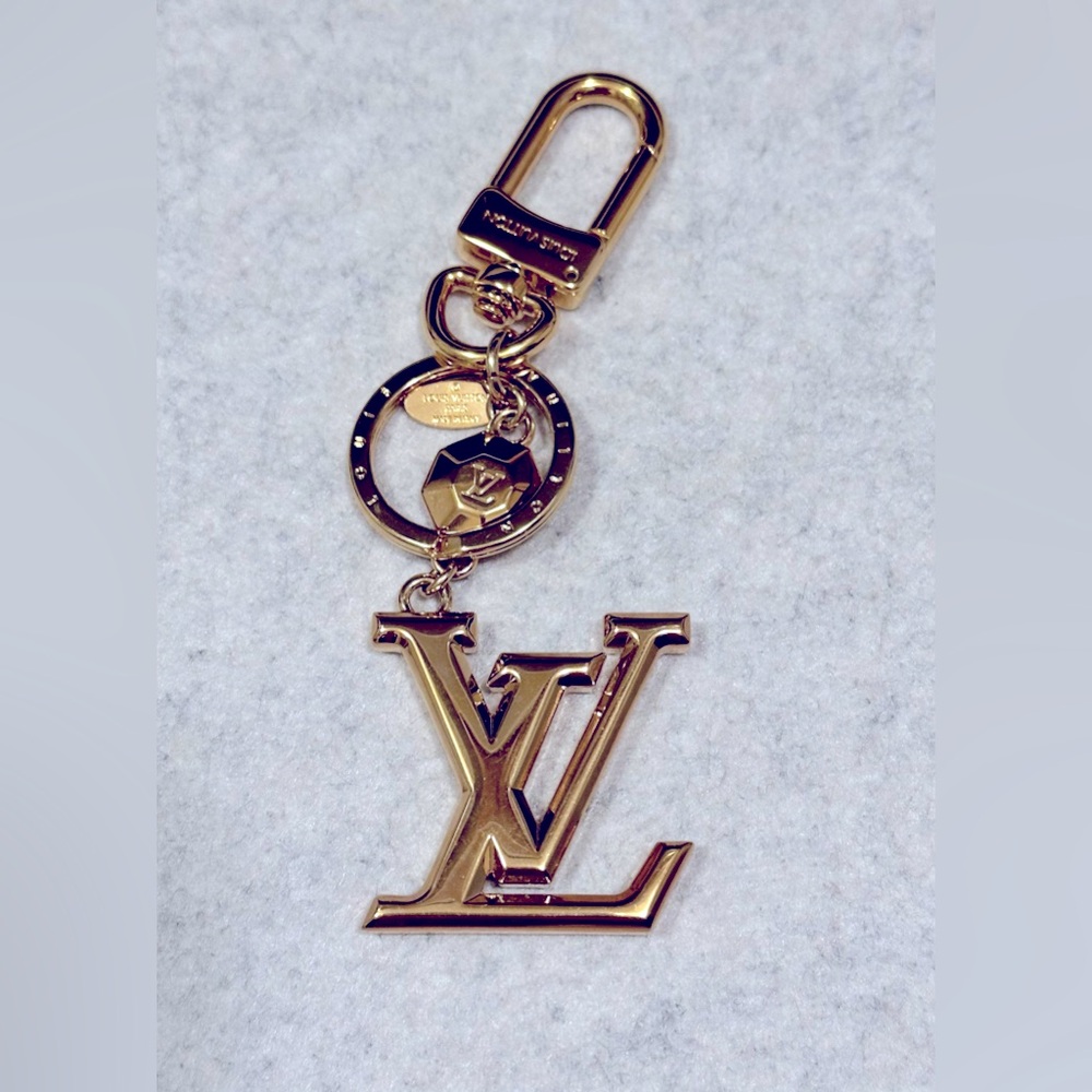 Louis Vuitton Facettes Bag Charm & Key Holder